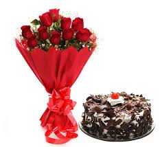 10 rad roses 500g block forest cake